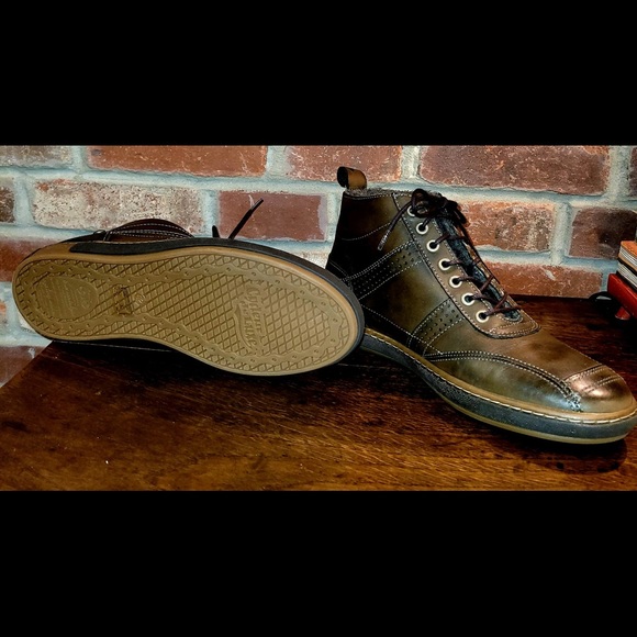 Brand new boots - Picture 4 of 5